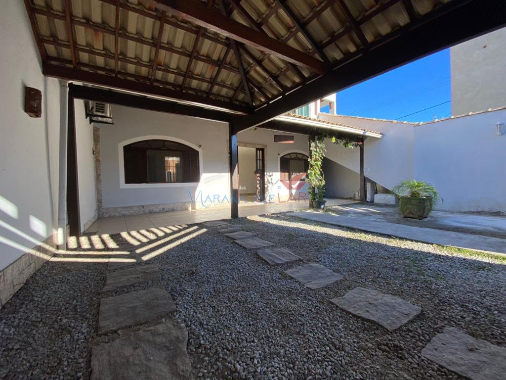 Casa 2 QUARTOS