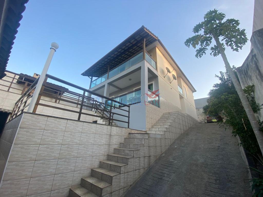 Casa 4 ou + QUARTOS